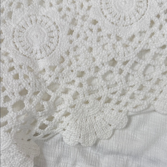 Maurices White Lace Crochet Camisole SKU1479 - Picture 8 of 10